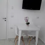 게스트하우스 Orkidea Sarandë